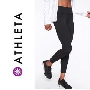 Athleta 7/8 Challenge Tight